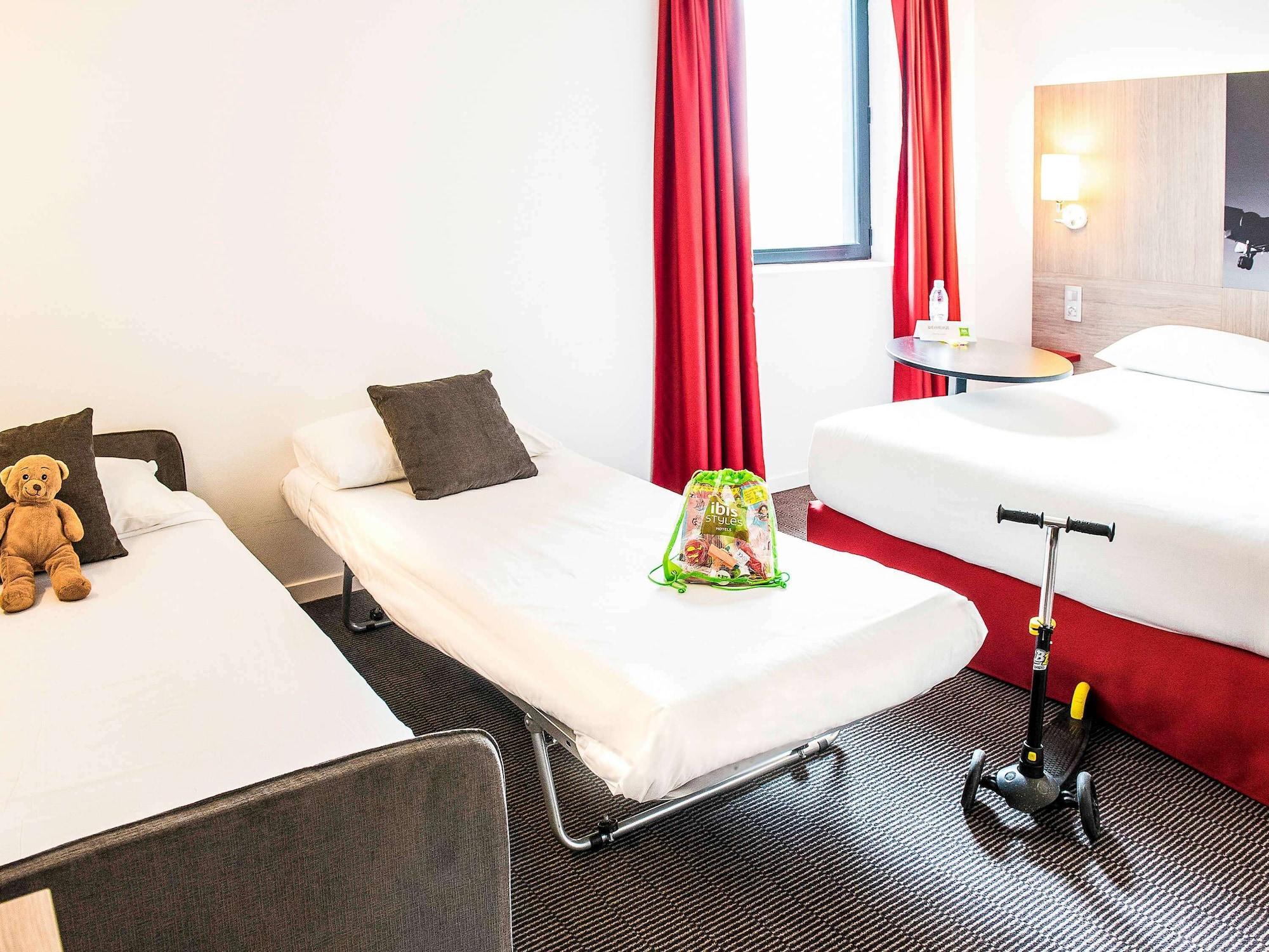 Ibis Styles Toulouse Cite Espace Exteriör bild