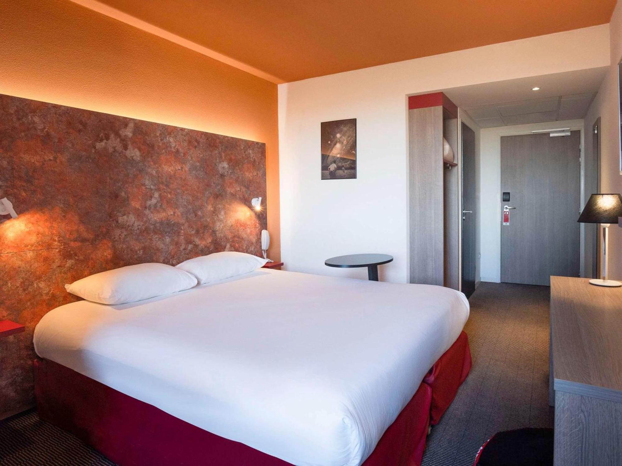 Ibis Styles Toulouse Cite Espace Exteriör bild