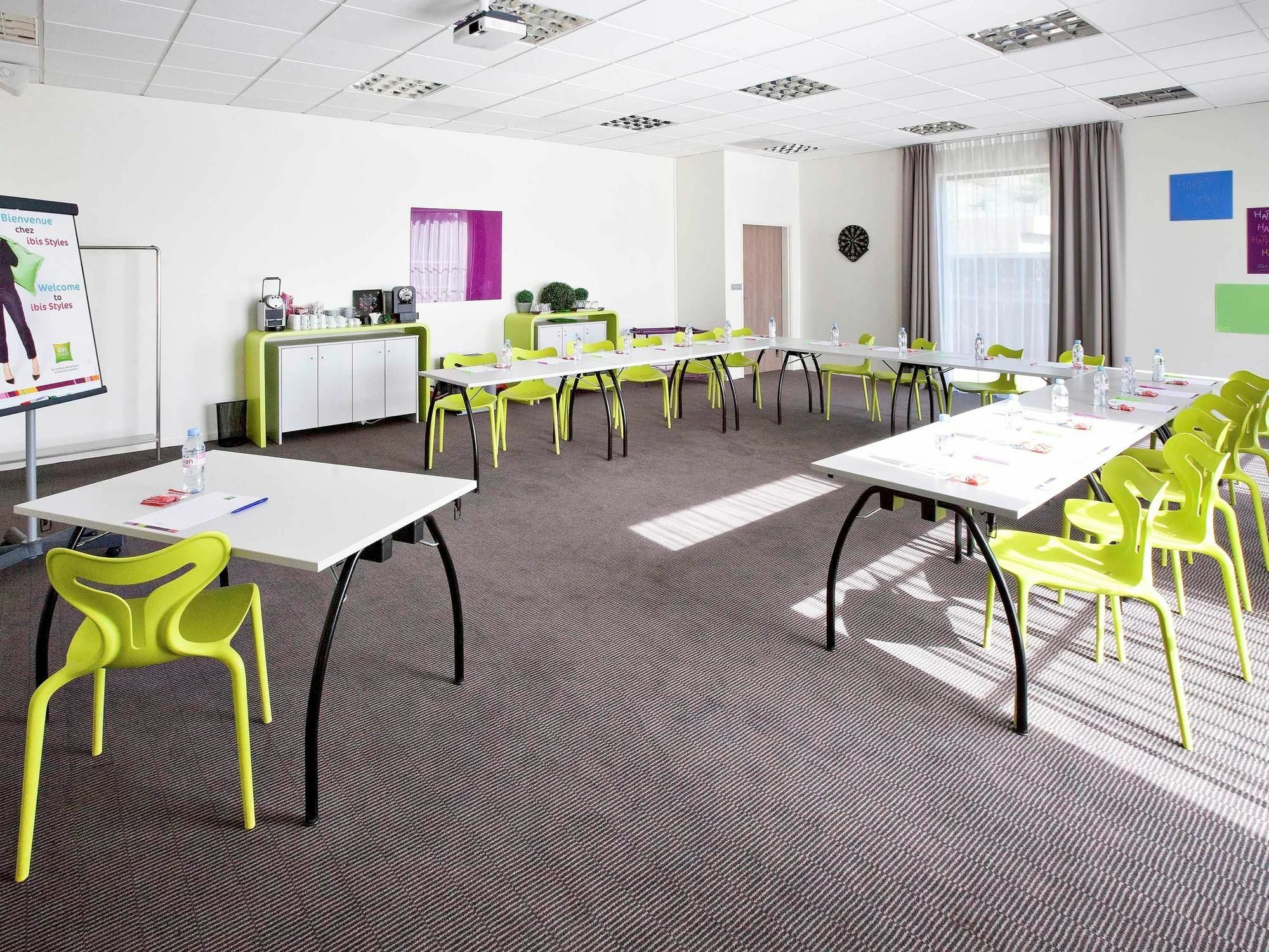 Ibis Styles Toulouse Cite Espace Exteriör bild
