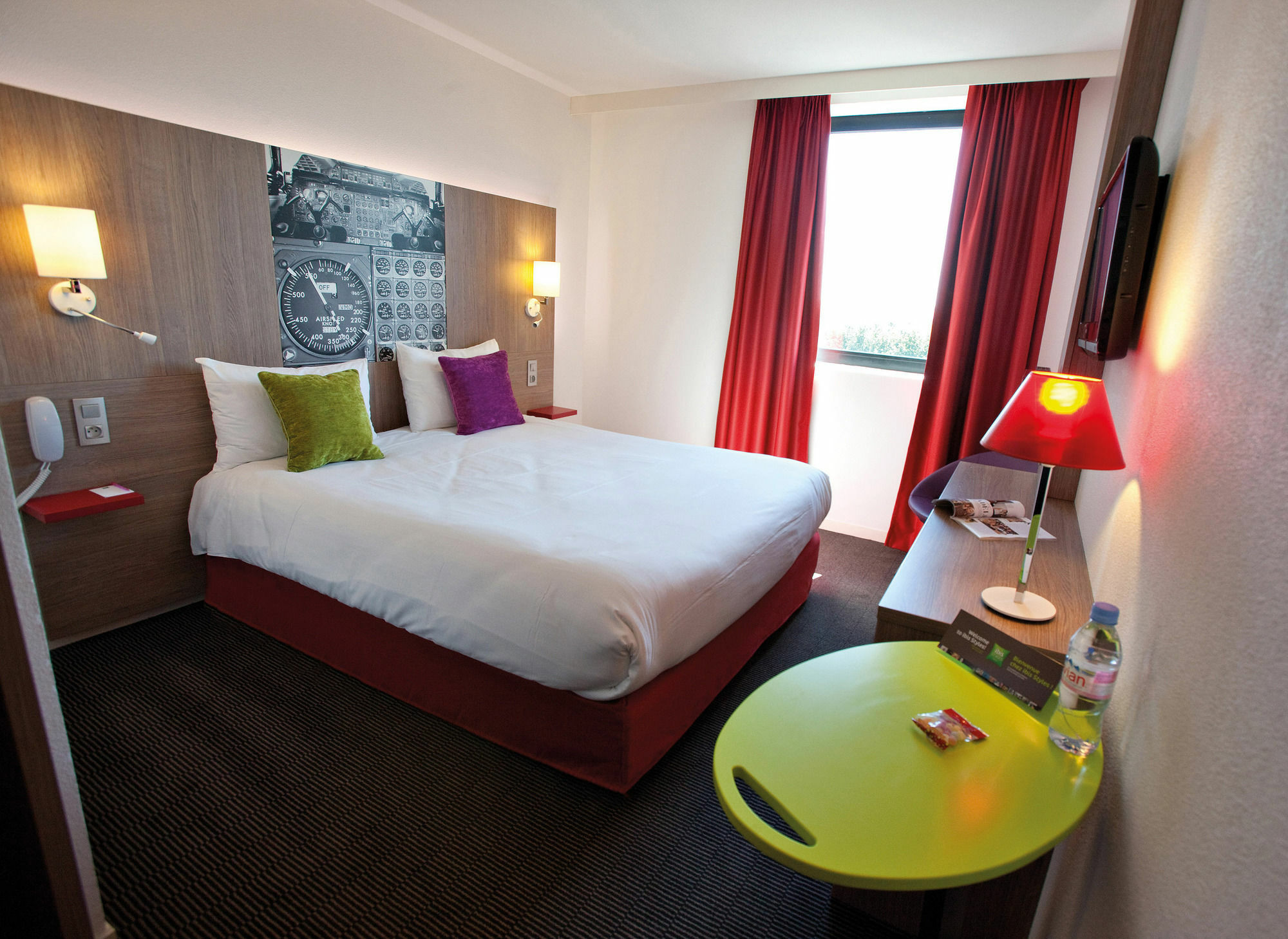 Ibis Styles Toulouse Cite Espace Exteriör bild